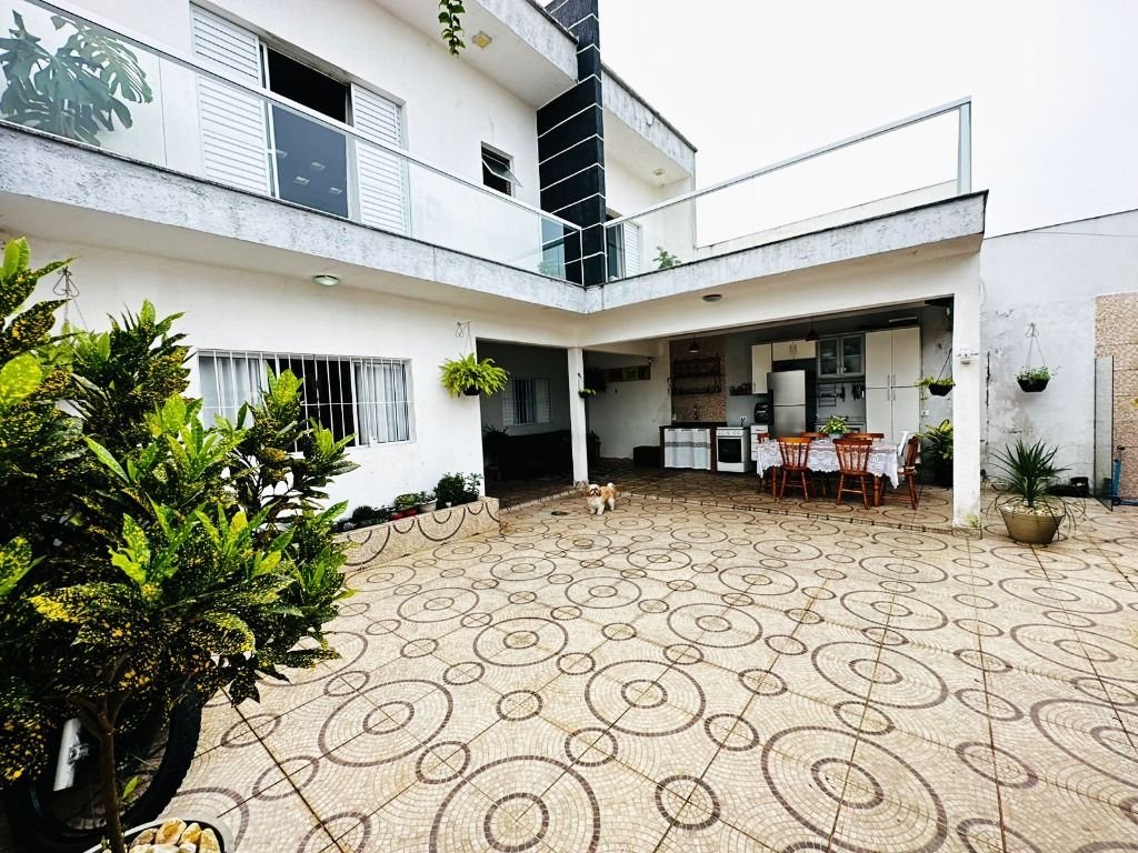 Sobrado com 3 dormitórios à venda, 173 m² por R$ 498.900,00 - Itaóca - Mongaguá/SP