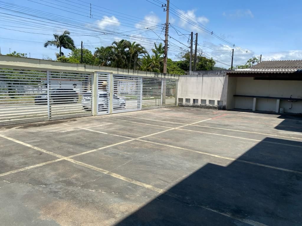 SOBRADO COM 2 QUARTOS À VENDA NA PRAIA DE MONGAGUA