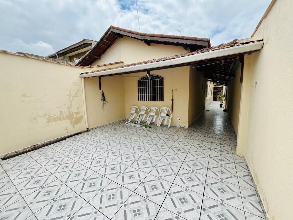 Casa com 2 dormitórios à venda, 70 m² por R$ 350.000,00 - Jardim Praia Grande - Mongaguá/SP