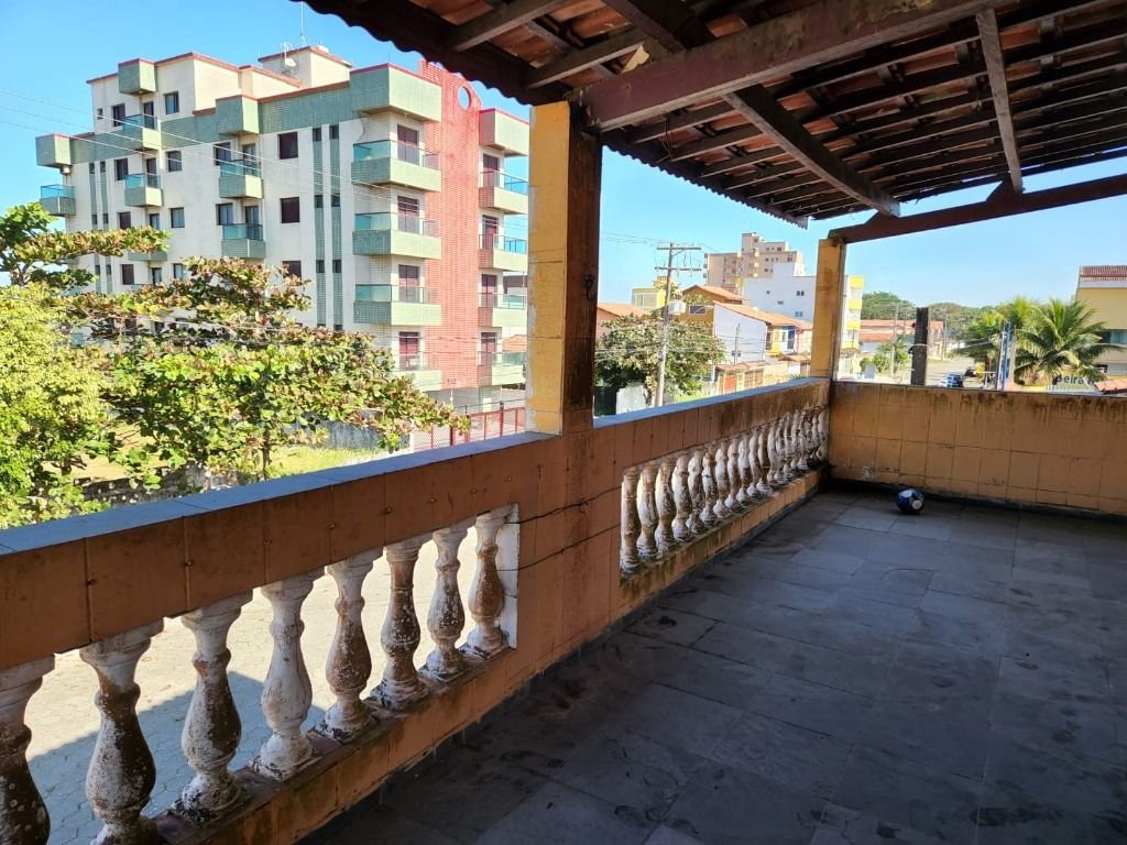 Sobrado com 2 dormitórios à venda, 352 m² por R$ 480.000,00 - Plataforma - Mongaguá/SP