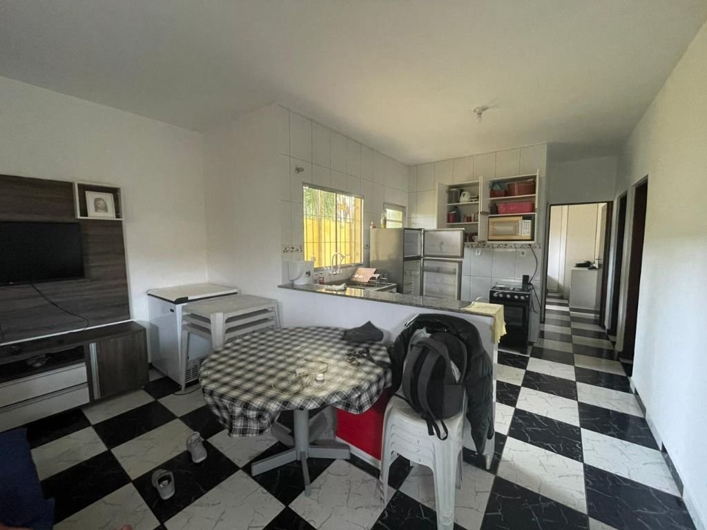 Casa à venda com 3 quartos na praia de Mongaguá