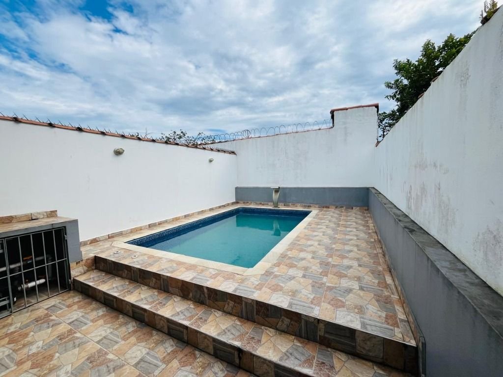 Casa com 2 dormitórios à venda, 89 m² por R$ 389.900,00 - Flórida Mirim - Mongaguá/SP