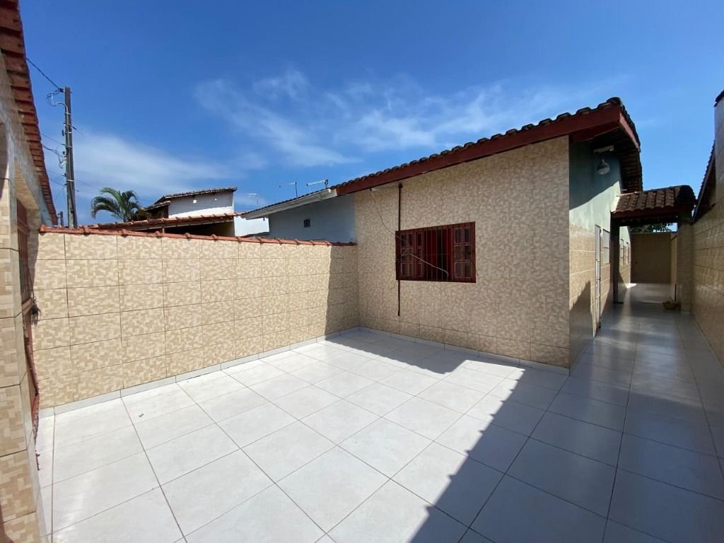 Casa com 2 dormitórios à venda, 68 m² por R$ 270.000,00 - Balneário Europa - Mongaguá/SP