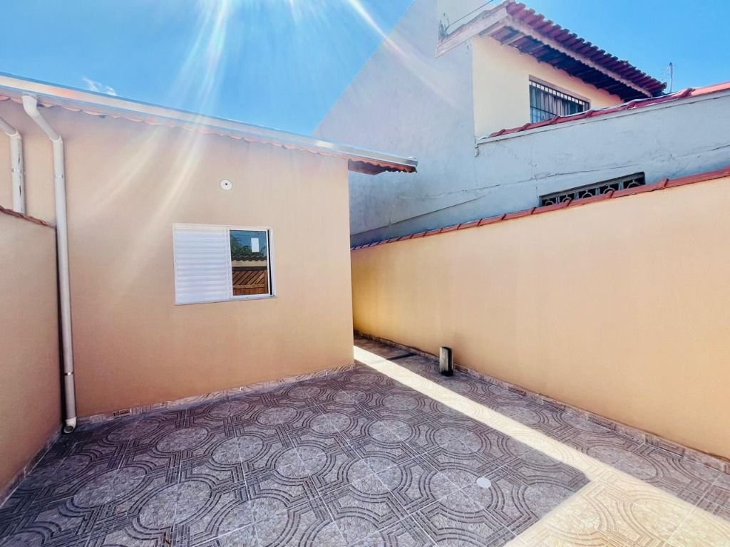 Casa com 2 dormitórios à venda, 60 m² por R$ 240.000,00 - Jardim Regina - Itanhaém/SP