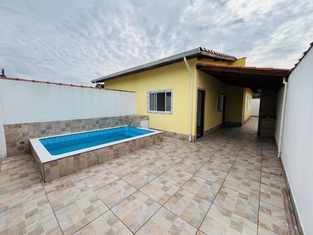 Casa com 2 dormitórios à venda, 72 m² por R$ 310.000,00 - Jardim Lindomar - Itanhaém/SP