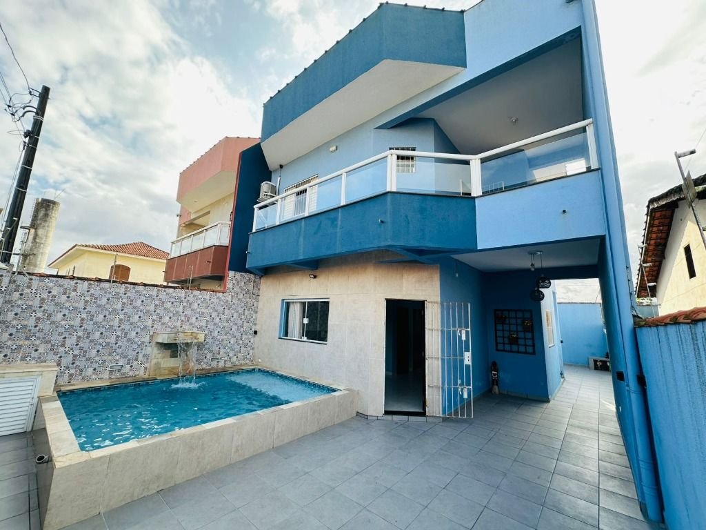 Sobrado com 4 dormitórios à venda, 120 m² por R$ 479.900 - Agenor de Campos - Mongaguá/SP