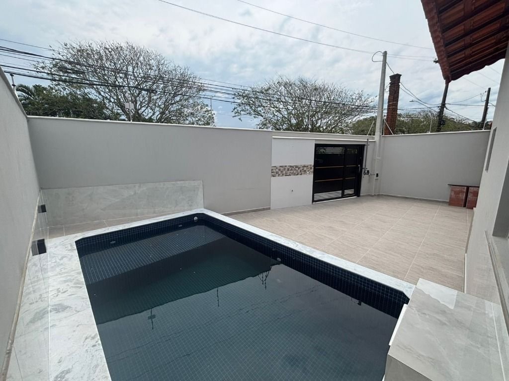 Casa com 2 dormitórios à venda, 64 m² por R$ 439.900,00 - Jardim Bopiranga - Itanhaém/SP