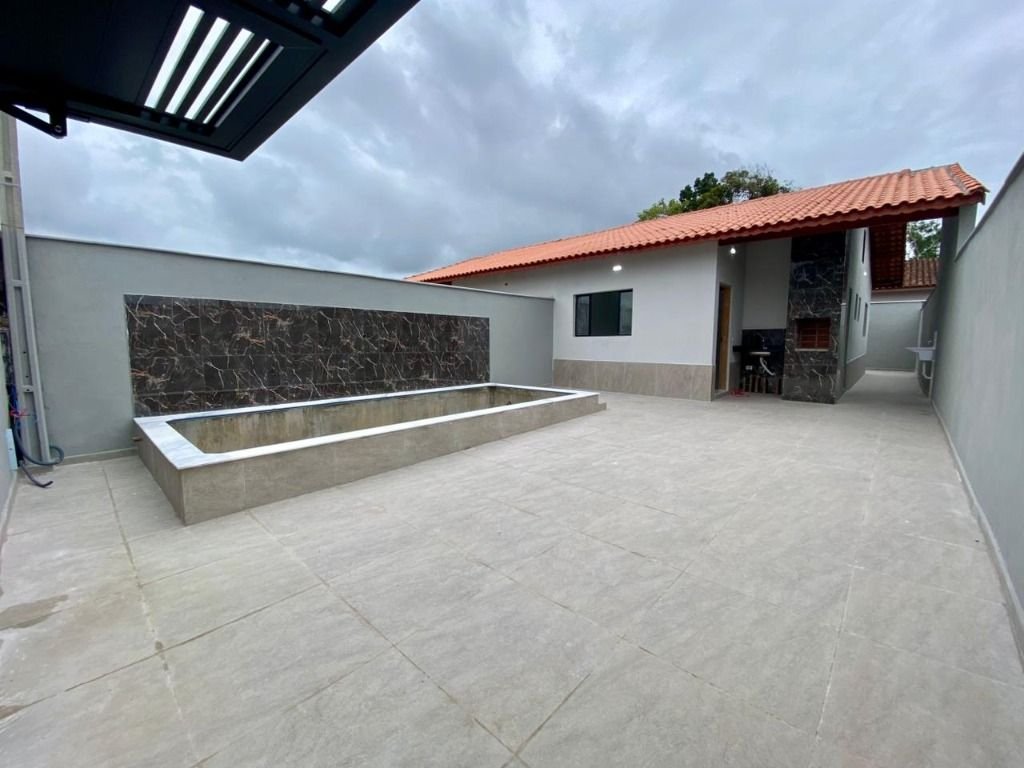 Casa com 2 dormitórios à venda, 61 m² por R$ 380.000 - Balneário Flórida Mirim - Mongaguá/SP