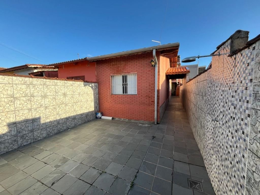 Casa com 2 dormitórios à venda, 110 m² por R$ 295.000 - Plataforma - Mongaguá/SP